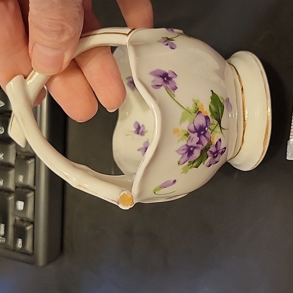 Norcrest small floral Basket - Picture 3 of 6